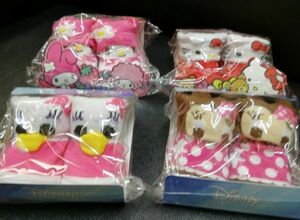 Disney &amp; Sanrio Baby Socks 4 -pair Set Gift