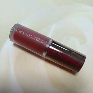 Popular color ★ Kanebo KANEBO Lunasol Lunasol Creamy Matteku Dry Drips EX04 Red Lip lipstick