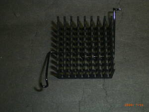 Heat sink spring stop can be 90 degrees