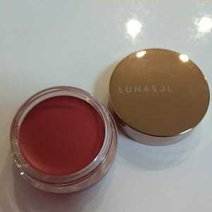 ★ Popular color ★ New ★ Kanebo KANEBO Lunasol Lunasol Creamy Cheeks &amp; Lips EX03 Red Rose Blue Lip Lip Lipstick