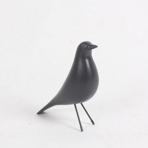 There is a presence ◎ Bird figurine office living shelf rack entrance garden gardening interior decoration black trout room Simple fashionable fashion