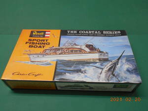 Unopened Shrink Super Revell-The Coastal Series Sport Fishing Boat H-387: 100