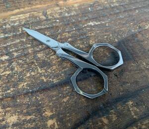 ★ Unused ★ France ★ INOX ★ DEPOSE ★ Western scissors ★ Folding ★ Windings ★ Stainless steel ★ Mobile ★ Leather ★ With case ★