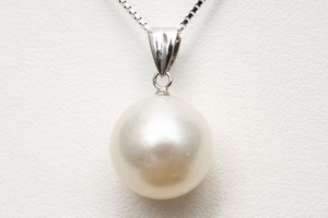 South Sea White Butterfly Pearl Pearl Pendant Top 12mm White Color K14WG