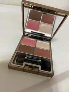Lunasol Makaron Roux Eyes Shadow 01 Cassis Remaining amount Outpatient delivery 140 yen