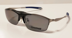 SWANS Detached flip-up frame with polarized clip-on SWF-900 Mat Silver Titanium