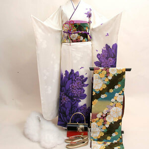 Kimono Kimono Full Set Pure Silk Large Flower Accessories All 20 points are set all 7 days Rental Comments Yasudaya Co., Ltd. [Rental] R78