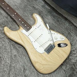 Fender Made in Japan Heritage 70s Stratocaster RW Natural