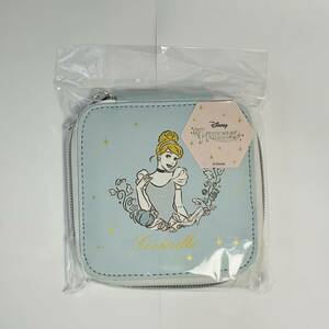 Purchased number of purchases] Disney Princess Multi Pouch