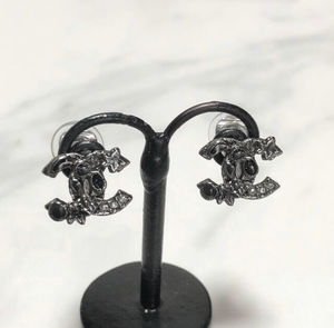 Chanel earring Coco Mark Rinstone Lame Black Silver ☆