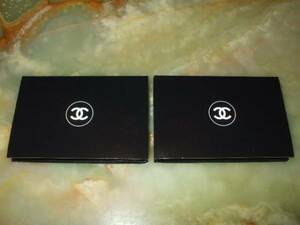 Chanel ☆ Vital Mieere Dusur Compact 20 2 pieces