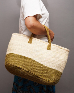 Sizar bag Two -tone two -tone wide L size (white, khaki) basket bag African bag