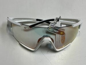 Delivery flight shipping Including Introduction Box New Kabuto "122PH Dimming Sunglasses" White x Red Clear Dimming Lens (with regular store receipt) OGK Kabuto