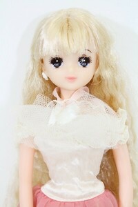 I220807-1106 1/6 Takara Doll