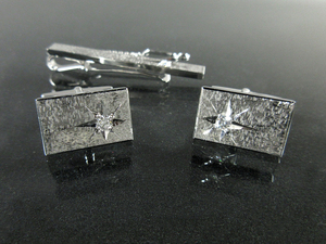 PT900 1 grain diamond carving pedestal cuffsclip type Type pin 2 -piece set