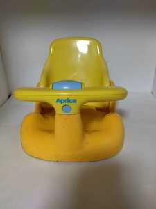 Bath Chair Uplica APRICA Bath Chair Bath Baby's Feeling Before Singing Before Slipping 0, 0 years old 1 year old Yellow Bath Baby
