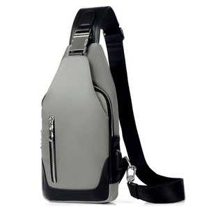 ☆ Gray Body Bag Men's Small Mail Order Shoulder Bag Small Cool Vertical Diagonal Diagonal Diagonal USB Port Pocket Adults 20s 30s