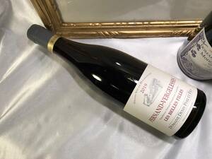 Mostly sold to restaurants in France Domaine Doni Pale E Fis 2019 Pernan Vergelessle Bell Feuille Red