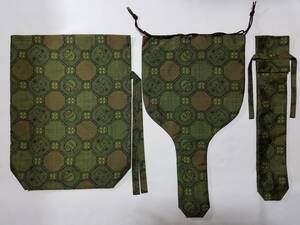 [Handmade Tsugaru Shamisen Three Kumi Bags] Pure silk Oshima Deep Green Geometric pattern ♪♪♪