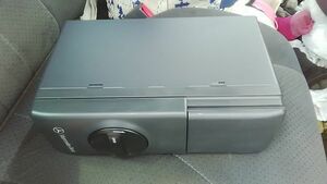 ■ Benz W202 CD changer Used J0010009440 0010009440 Parts available Deck Audio Cast Speaker W124 R129 R129 W210 ■
