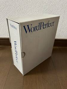 DOS版 WordPerfect 5.1 for IBM Personal Computers and PC Networks 1989年リリース　英語版