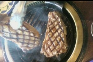It is a 10kg set of barbecue that can be selected. Marbled sirloin ★ beef loin! Sendai beef tongue ★ Popular items such as bones with bones have been added ★ For BBQ