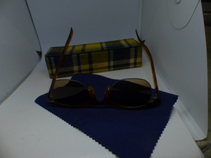 ■■■■■ Comes with a special tortoise shell glasses sancras lens with a special guarantee