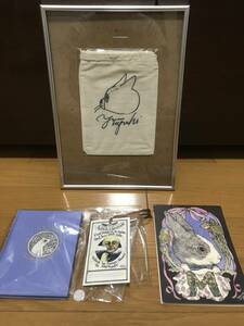 Higuchi Yuko Honorable Illustration Sign with a drawstring amount Rare with a shiori notepad