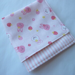 22 × 22 ■ Handmade ■ Rabbit ③ ■ Quartet Gauze handkerchief admission / admission / childbirth