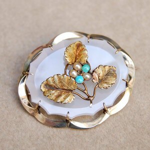 Antique Calcedney Half Pearl Turquoise Gold Broach