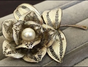 Instant Decision Luxury Silversmith Pearl SILVER Flower Flower Brooch Pearl Silver Silverware Silver SV Silver Accessories Vintage Antique