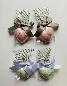 New [Francfranc francfranc bath salts "Heartbus Fizz" 4 pieces (Pink 2+Blue 2) Yuta Tamamori Kis-My-Ft2 Kismai for Dear Life Petit Gift