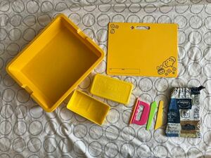 Used clay plate &amp; clay case &amp; clay spatula set Yellow with tool box