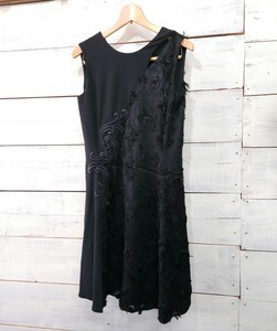 Beauty ☆ VERSACE Versace embroidery sleeveless dress black 40 Italian dress damage processing