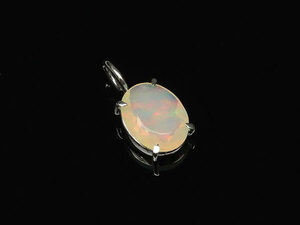 Ethiopia Precious Opal Pendant Top 10 × 9mm [1 point] / 60-8 OP10PT