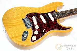 [Ryogoku] Fender Deluxe Strat Plus Natural 80-90S Born as a high -spec model at that time Ultimate StratCaster Series 1990 [OI132]