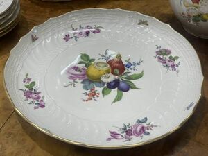 Gem &amp; Super Beautiful Condition Meissen Meissen Nei Brandenstein Relief The finest large dish 1 piece fruit and insect German plate dish Western tableware object