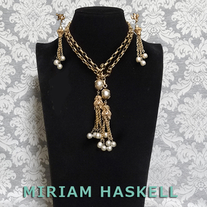 ◆ Miriam Huskel: Gold Chain Lariat + Sing Earrings: Vintage