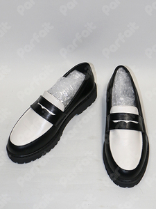 Cosplay props props / loafers (black and white) (L size)