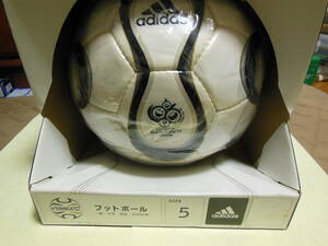 Rare product 2006 FIFA WORLD CUP GERMANY ADIDAS MATCH BOLL REPLICA unused