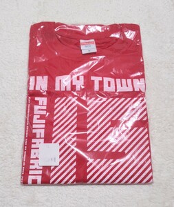 Fuji Fabric 15th Anniversary IN MY TOWN T-SHIRT M SIZE RED