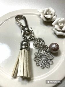 Handmade bag charm tassel white ball charm / Sukashi charm plastic pearl with rhodium color No.509