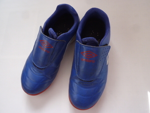 UMBRO Ambro soccer training shoes 18cm