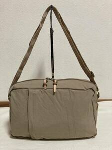 [Extreme beauty] Studio Clip Studio Clip Shoulder Bag Beige Stylish Size Super Cheap!