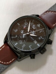 &lt;&lt; Discount of 3000 yen for the period !! &gt;&gt; High strength nylon &amp; genuine leather hybrid !! [Equipped with actual chrono !!