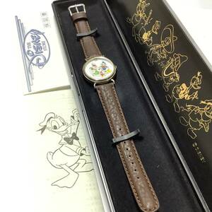 [Rare &amp; Vintage] Disney Store 1995 Donald Duck Birthday Watch Character Watch Limited Gimmick