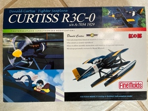 Plastic Model Finemodel Red Pig Curtis Curtiss R3C-0 1:72