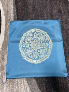 28 ■ Eight -end cushion cover 59 × 63cm Polyester 1 to 3 sheets
