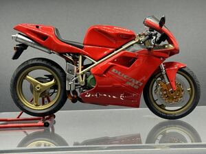 Painted finished product Tamiya 1/12 Ducati 916
