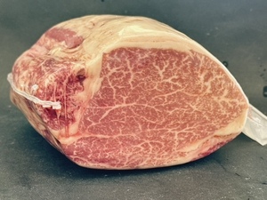 [Prompt decision] Popular brand [Tochigi Wagyu] Super rare part Cut the specifications only by cutting 980g black beef fin luxurious steak luxurious yakiniku